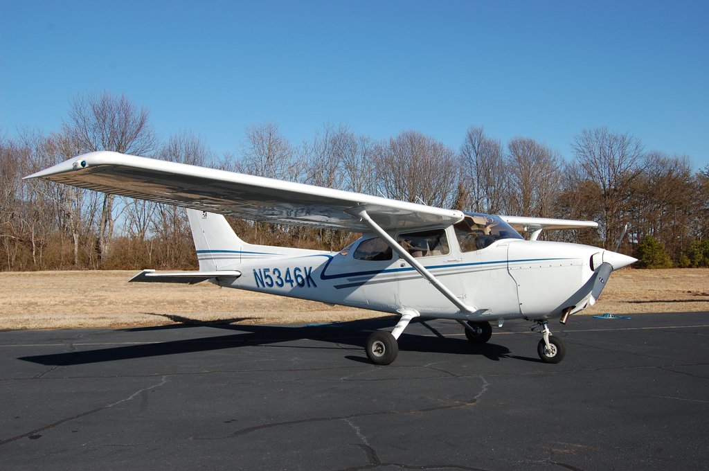 Cessna 172P Skyhawk N5346K